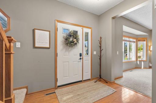 746 Riesgraf Road, Carver, MN 55315