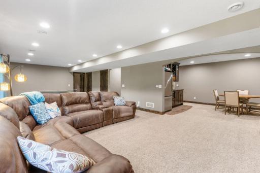 746 Riesgraf Road, Carver, MN 55315
