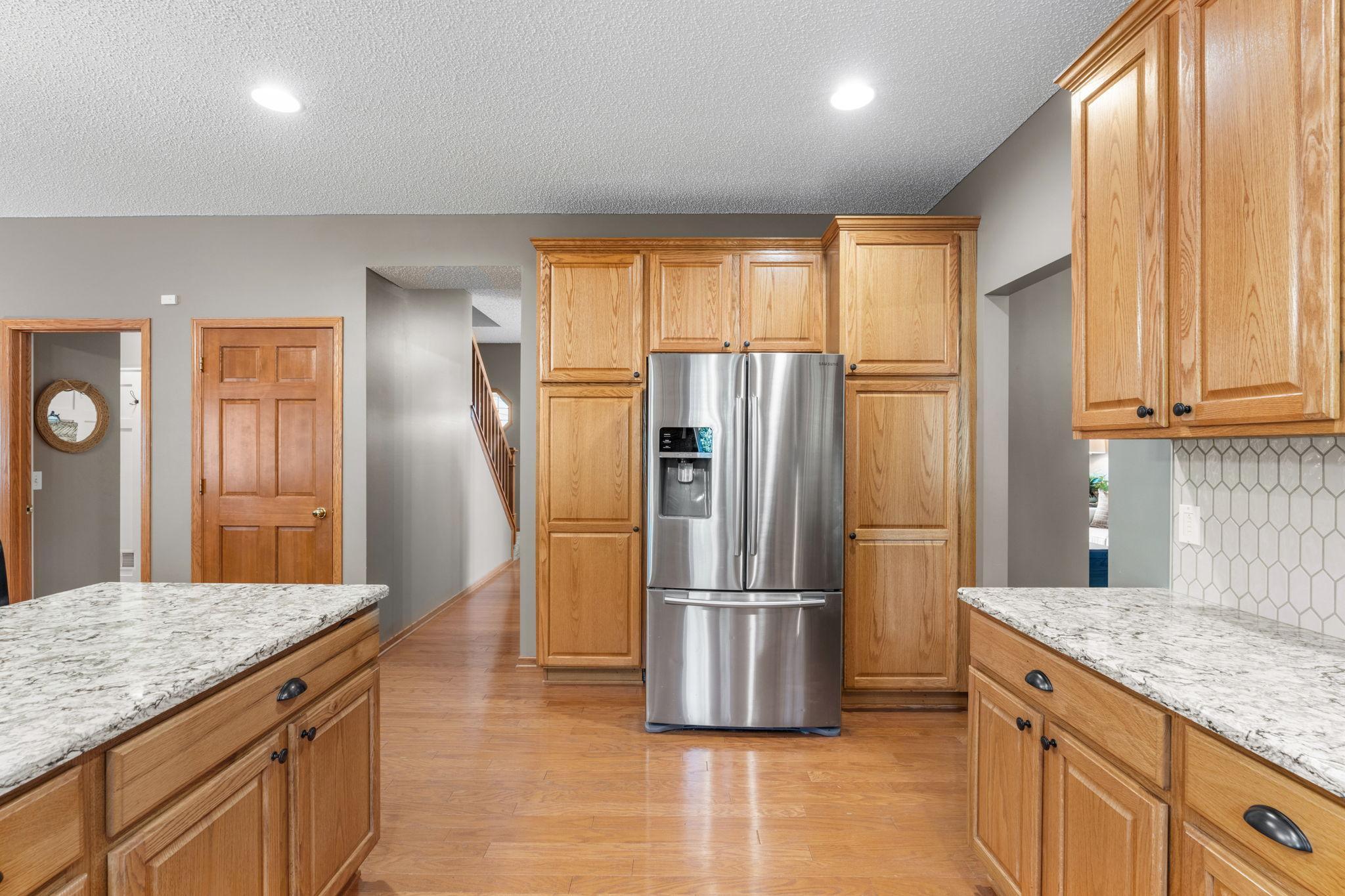 28-web-or-mls-746 Riesgraf Rd-28.jpg