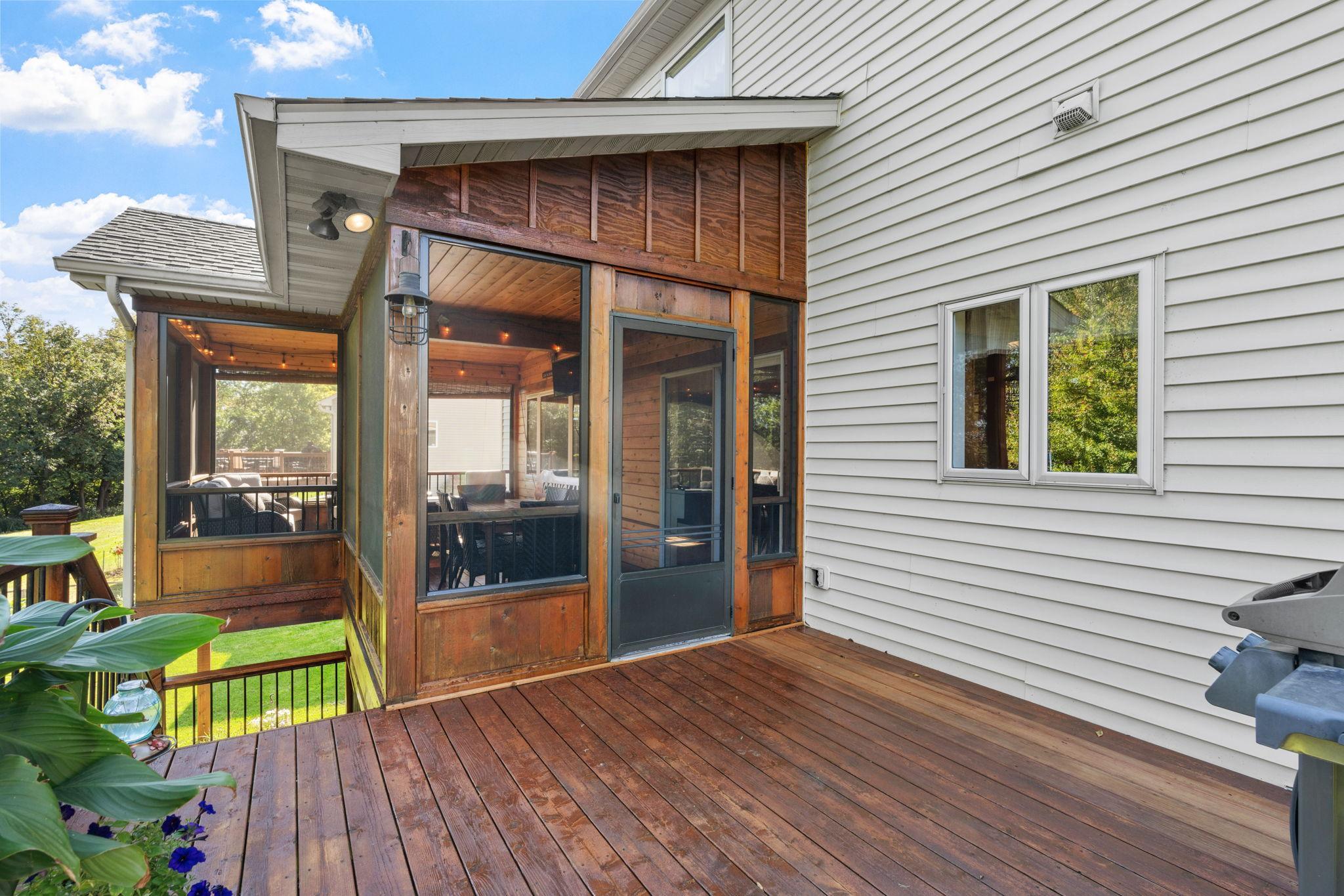 42-web-or-mls-746 Riesgraf Rd-42.jpg
