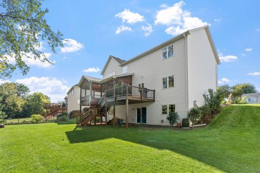 746 Riesgraf Road, Carver, MN 55315