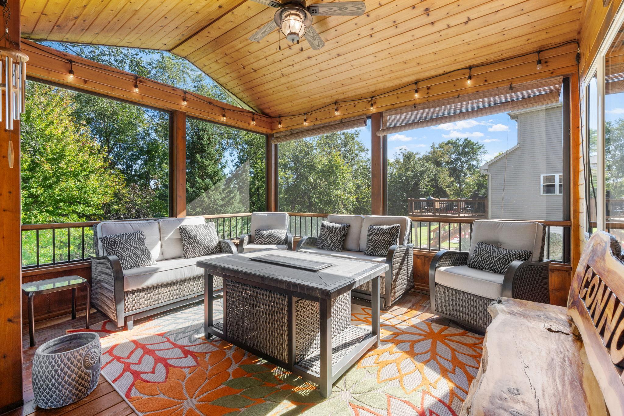 38-web-or-mls-746 Riesgraf Rd-38.jpg
