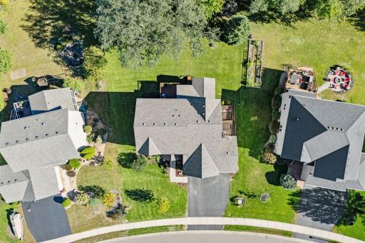 746 Riesgraf Road, Carver, MN 55315