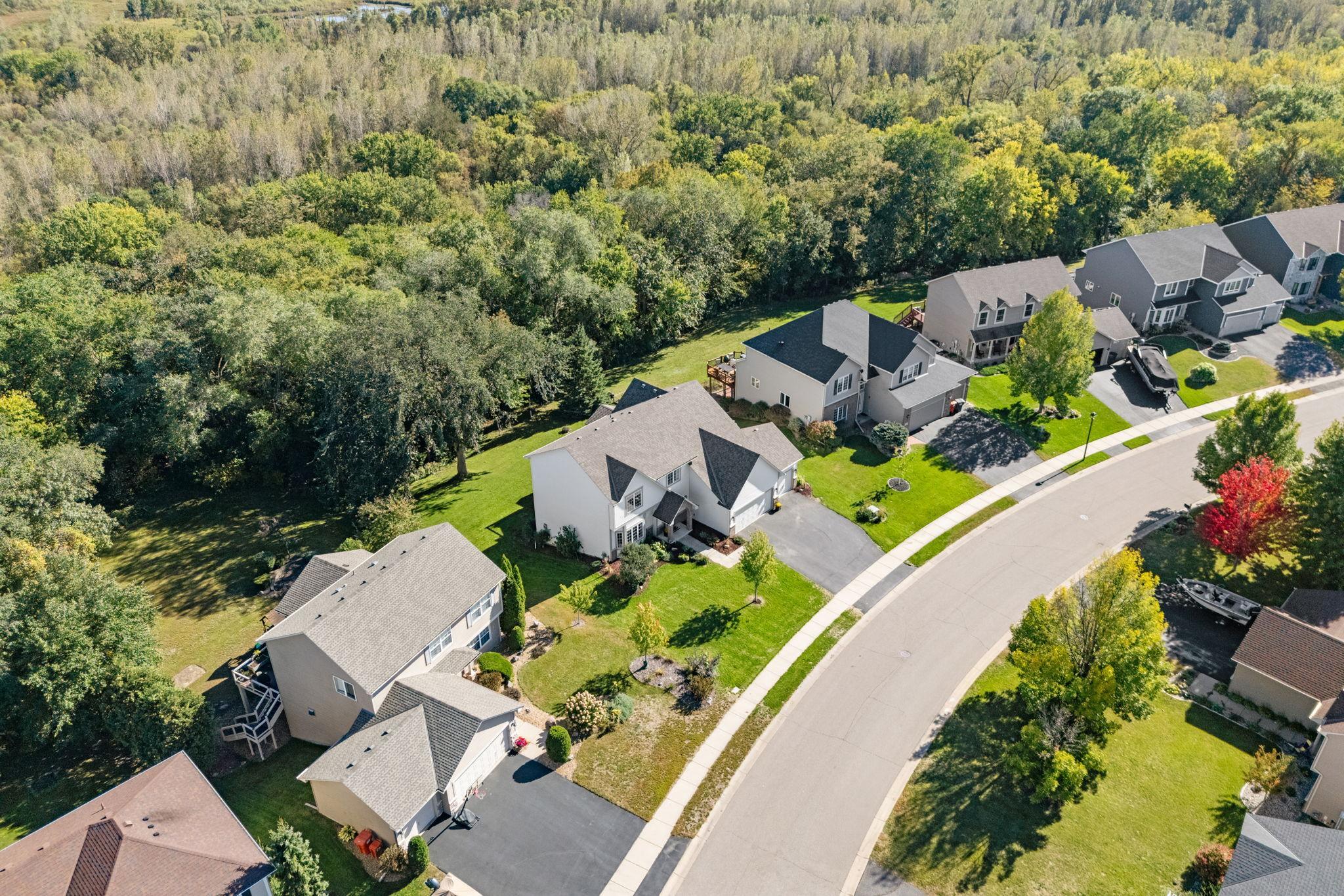 11-web-or-mls-746 Riesgraf Rd-11.jpg