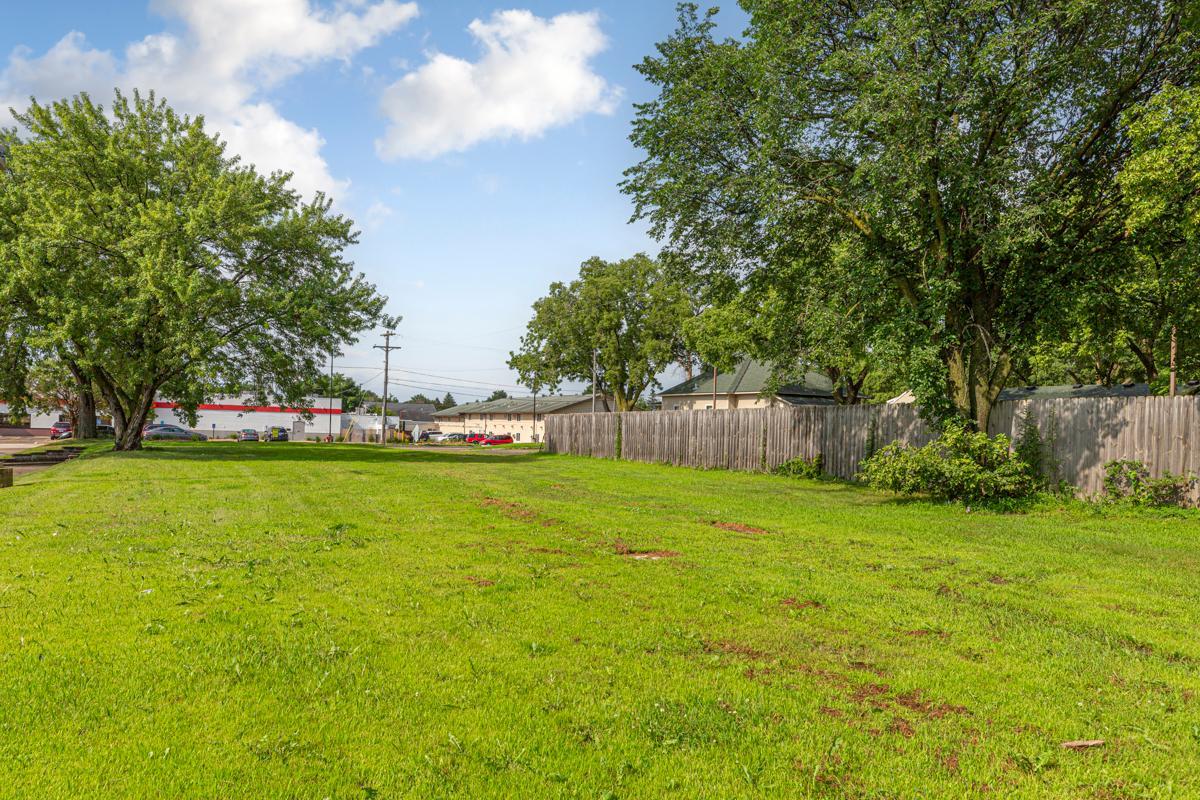 Property photo for 1425 4th Street NW, Faribault, MN 55021