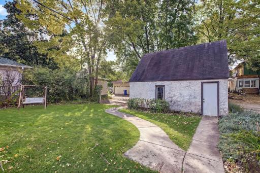 2188 Goodrich Avenue, Saint Paul, MN 55105