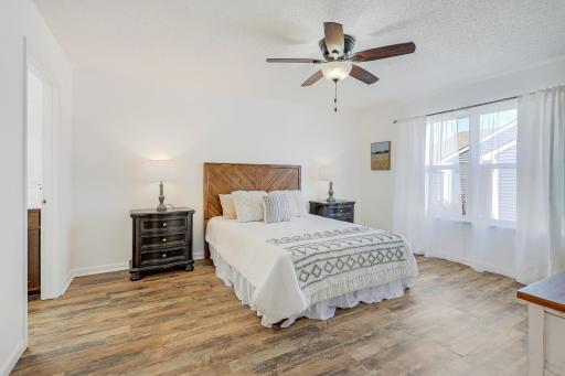 8710Photography-Web-Friendly-15174-Emory-Circle-Apple-Valley-MN-55124-19.jpg