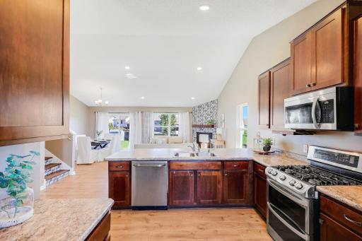 8710Photography-Web-Friendly-15174-Emory-Circle-Apple-Valley-MN-55124-13.jpg