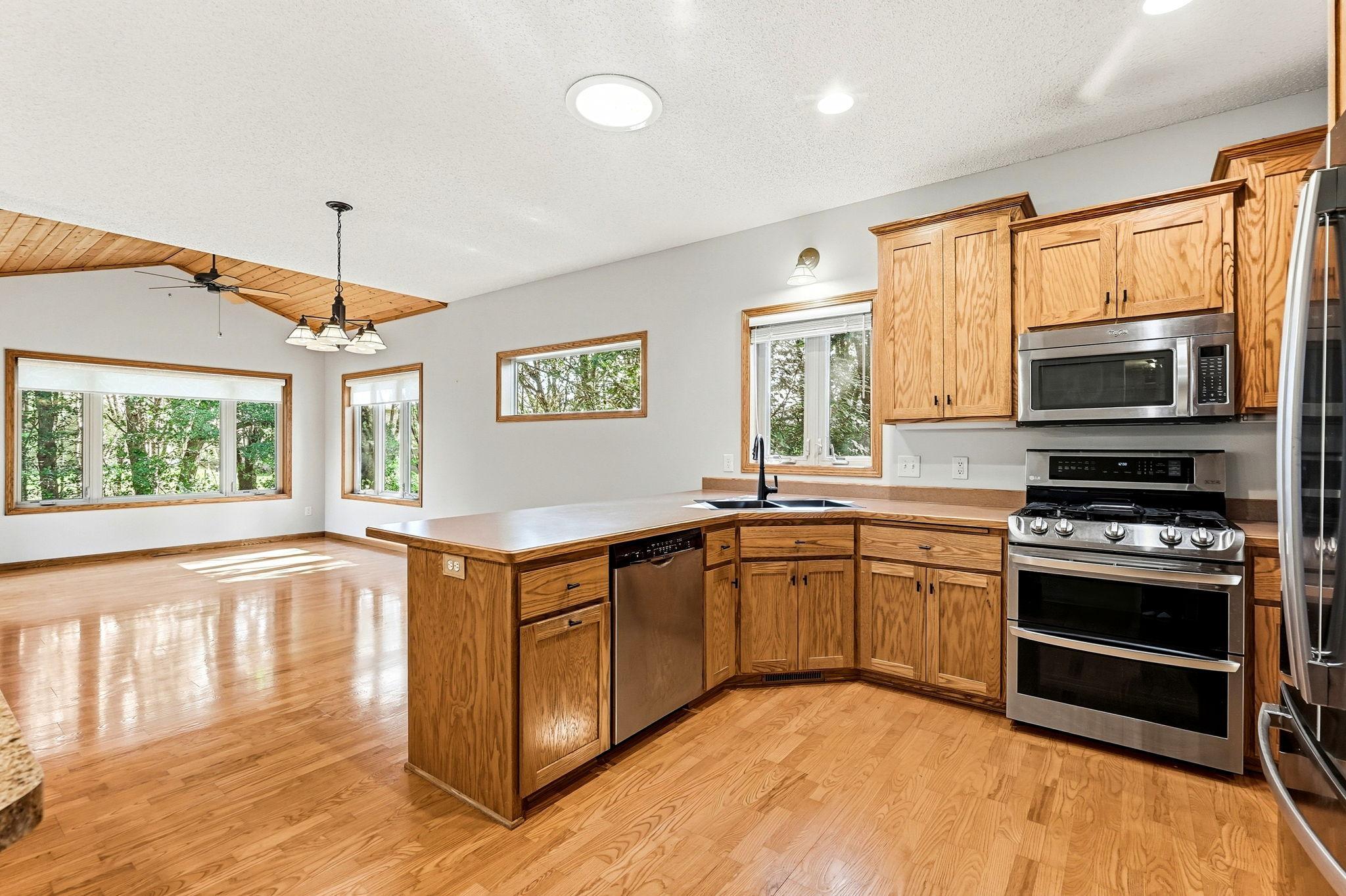 Stainless Appliances, Snack Bar!