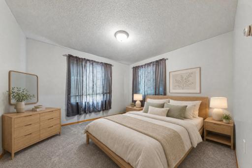 153 S Elm Street, Belle Plaine, MN 56011