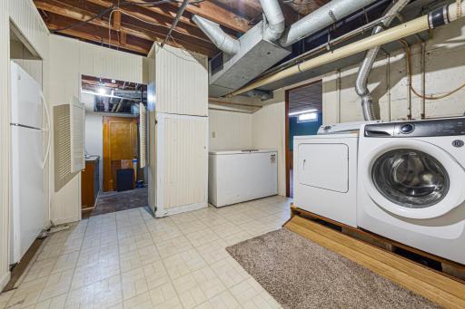 613 S Broadway Street, New Ulm, MN 56073
