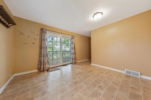 613 S Broadway Street, New Ulm, MN 56073