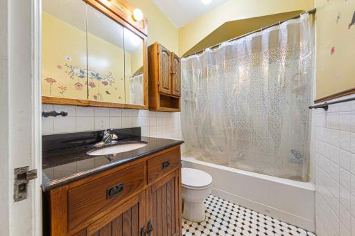 613 S Broadway Street, New Ulm, MN 56073