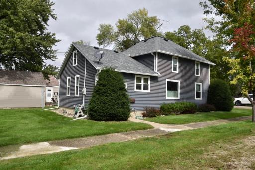 1069 Pine Street, Ocheyedan, IA 51354