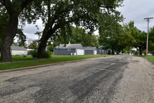1069 Pine Street, Ocheyedan, IA 51354