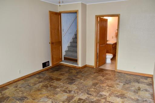 1069 Pine Street, Ocheyedan, IA 51354