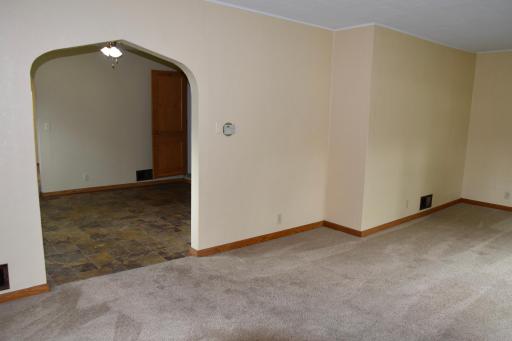 1069 Pine Street, Ocheyedan, IA 51354