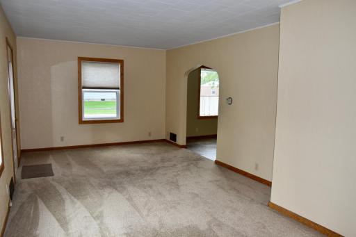1069 Pine Street, Ocheyedan, IA 51354