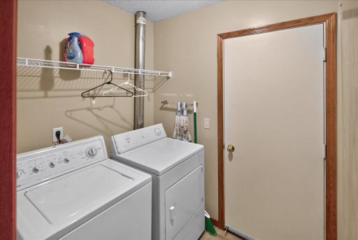 2583 Lockwood Drive, Eagan, MN 55120