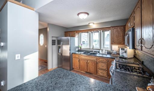 13540 Fiona Avenue N, Hugo, MN 55038