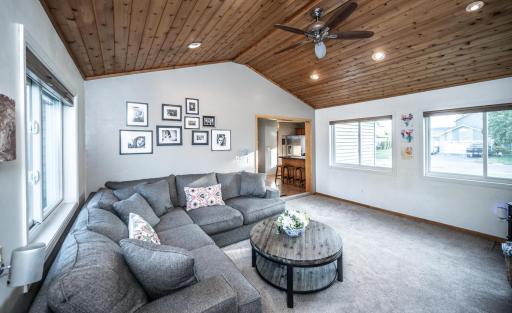 13540 Fiona Avenue N, Hugo, MN 55038