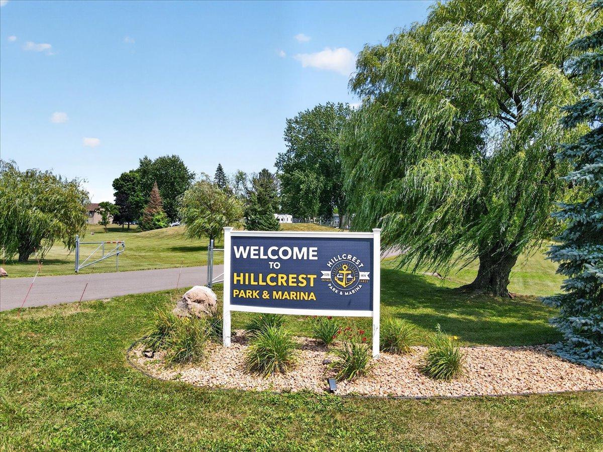 Welcoming entrance introduces Hillcrest Park & Marina and it's inviting recreational setting.