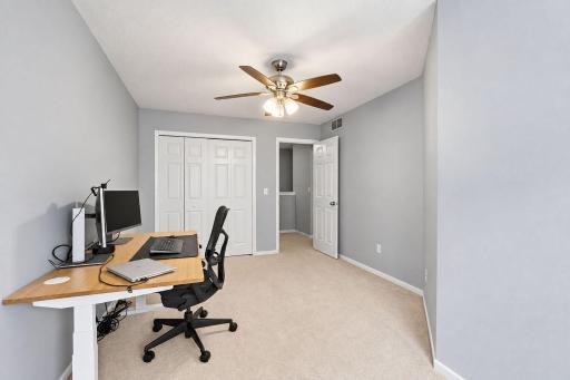 916 Trenton Lane N, Plymouth, MN 55441