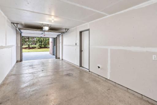 916 Trenton Lane N, Plymouth, MN 55441