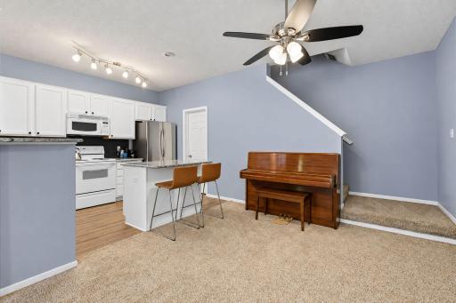 916 Trenton Lane N, Plymouth, MN 55441