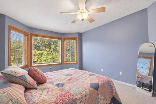 916 Trenton Lane N, Plymouth, MN 55441