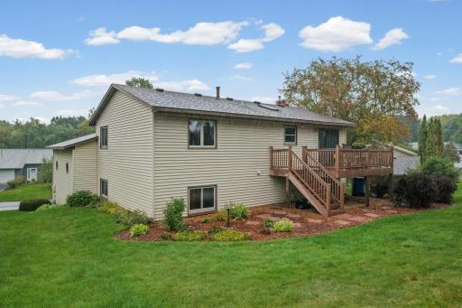 1142 Parkview Lane, Eagan, MN 55123