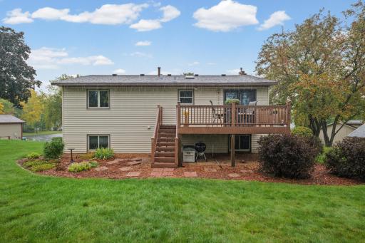 1142 Parkview Lane, Eagan, MN 55123