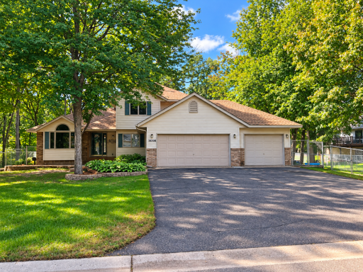 38308 Golden Oaks Trail, North Branch, MN 55056