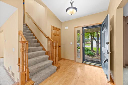 38308 Golden Oaks Trail, North Branch, MN 55056