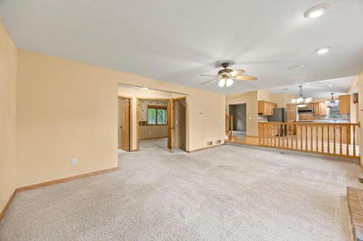 38308 Golden Oaks Trail, North Branch, MN 55056