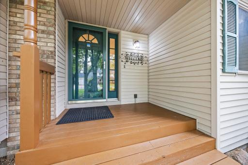 38308 Golden Oaks Trail, North Branch, MN 55056