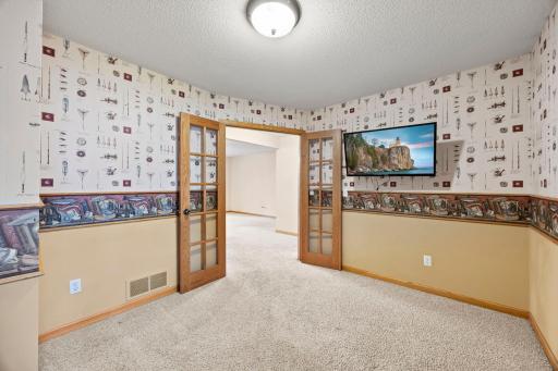 38308 Golden Oaks Trail, North Branch, MN 55056