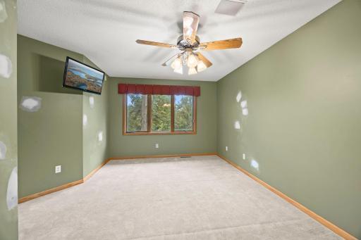 38308 Golden Oaks Trail, North Branch, MN 55056