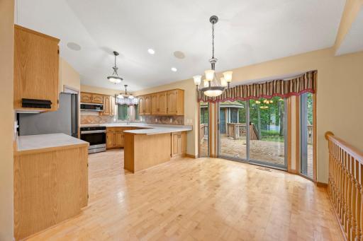 38308 Golden Oaks Trail, North Branch, MN 55056