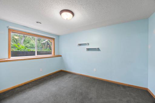 38308 Golden Oaks Trail, North Branch, MN 55056