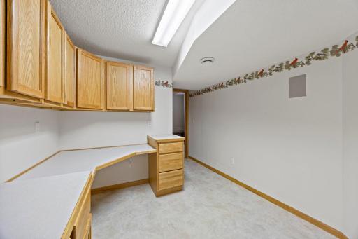38308 Golden Oaks Trail, North Branch, MN 55056