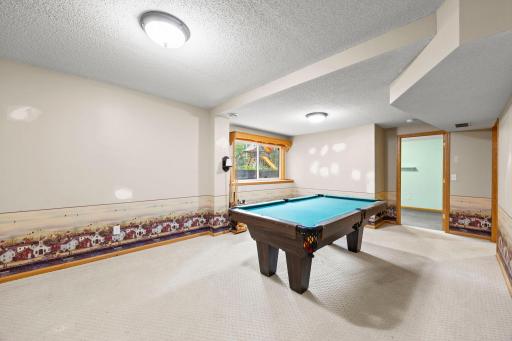 38308 Golden Oaks Trail, North Branch, MN 55056