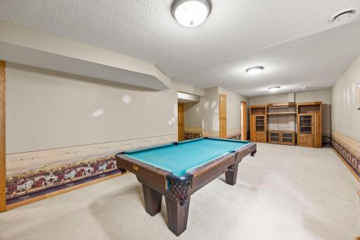 38308 Golden Oaks Trail, North Branch, MN 55056