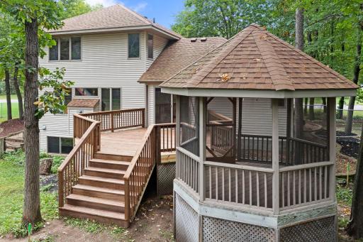 38308 Golden Oaks Trail, North Branch, MN 55056