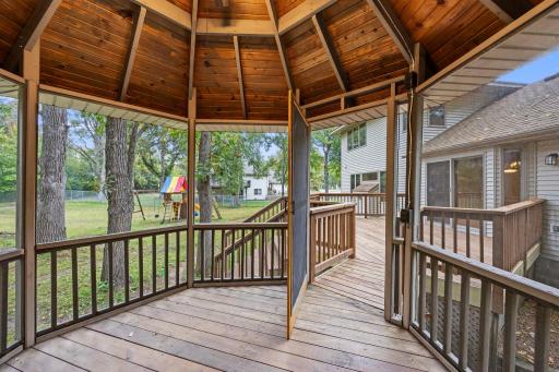 38308 Golden Oaks Trail, North Branch, MN 55056
