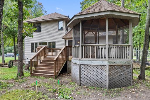 38308 Golden Oaks Trail, North Branch, MN 55056