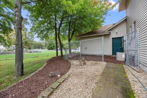 38308 Golden Oaks Trail, North Branch, MN 55056