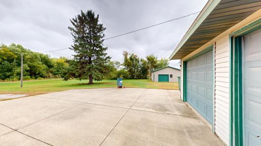 54732 110th Street, Wells, MN 56097
