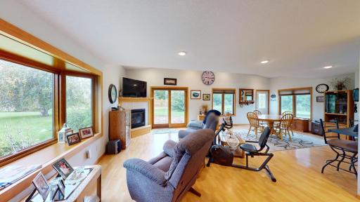 54732 110th Street, Wells, MN 56097