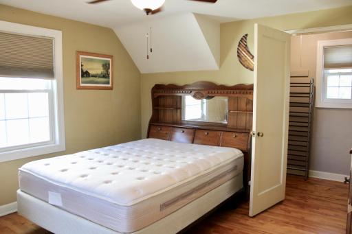 820 Horace Avenue N, Thief River Falls, MN 56701